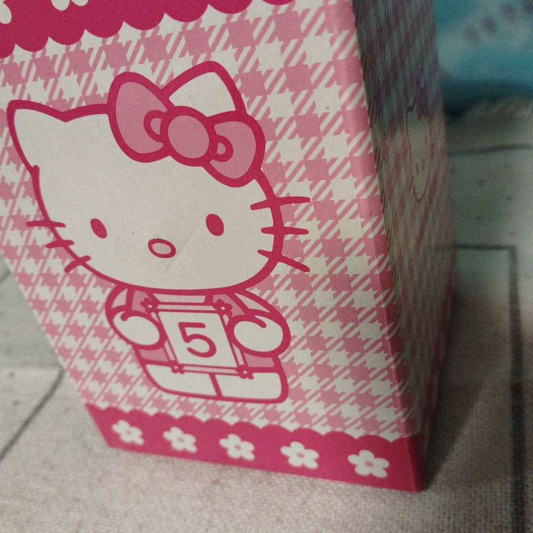 ハローキティ クルクル卓上カレンダー