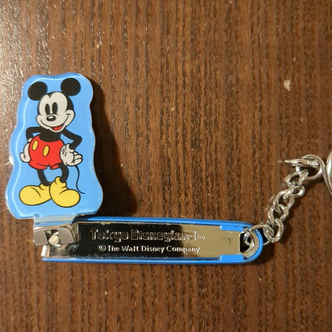 ディズニーランド ミッキーマウス爪切りキーホルダー - メルカリ