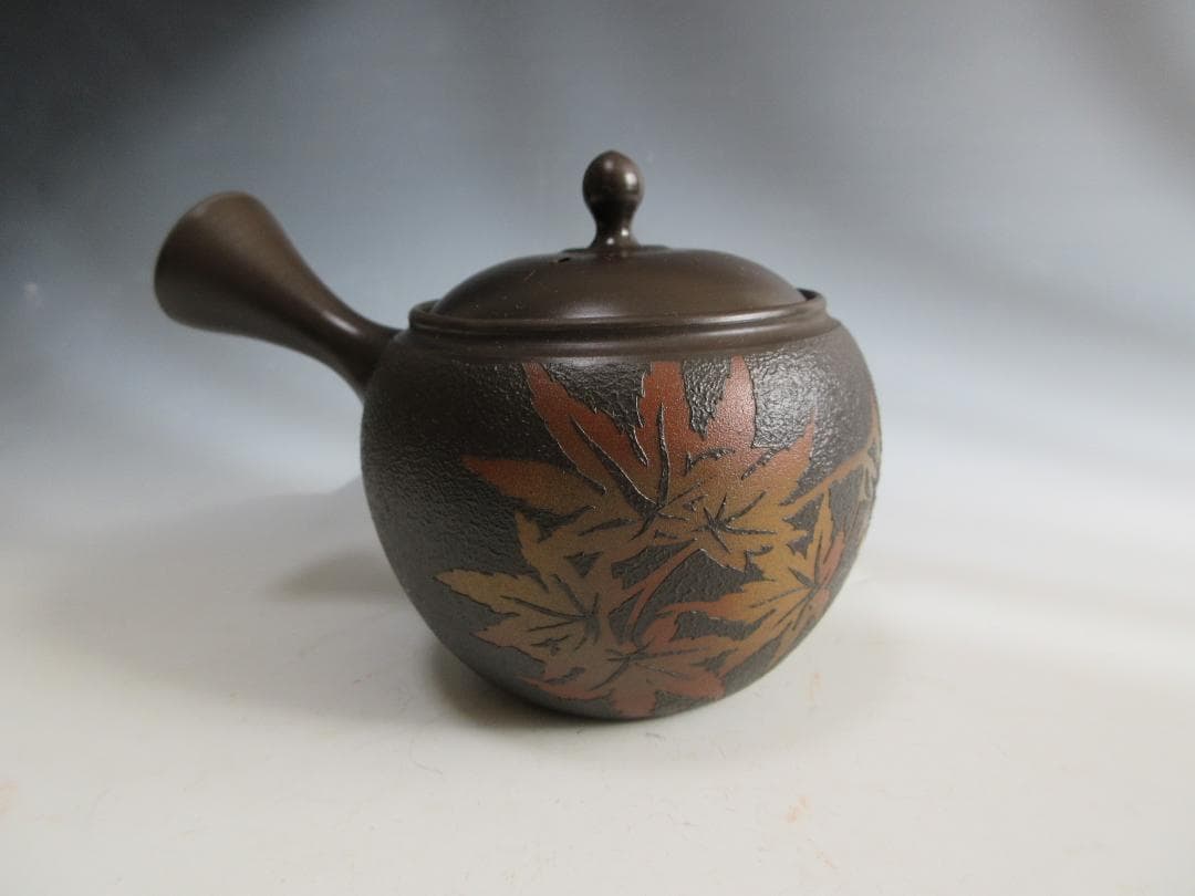 【未使用】常滑焼 秋峰造 紅葉紋様 黒泥 急須 共箱 茶注