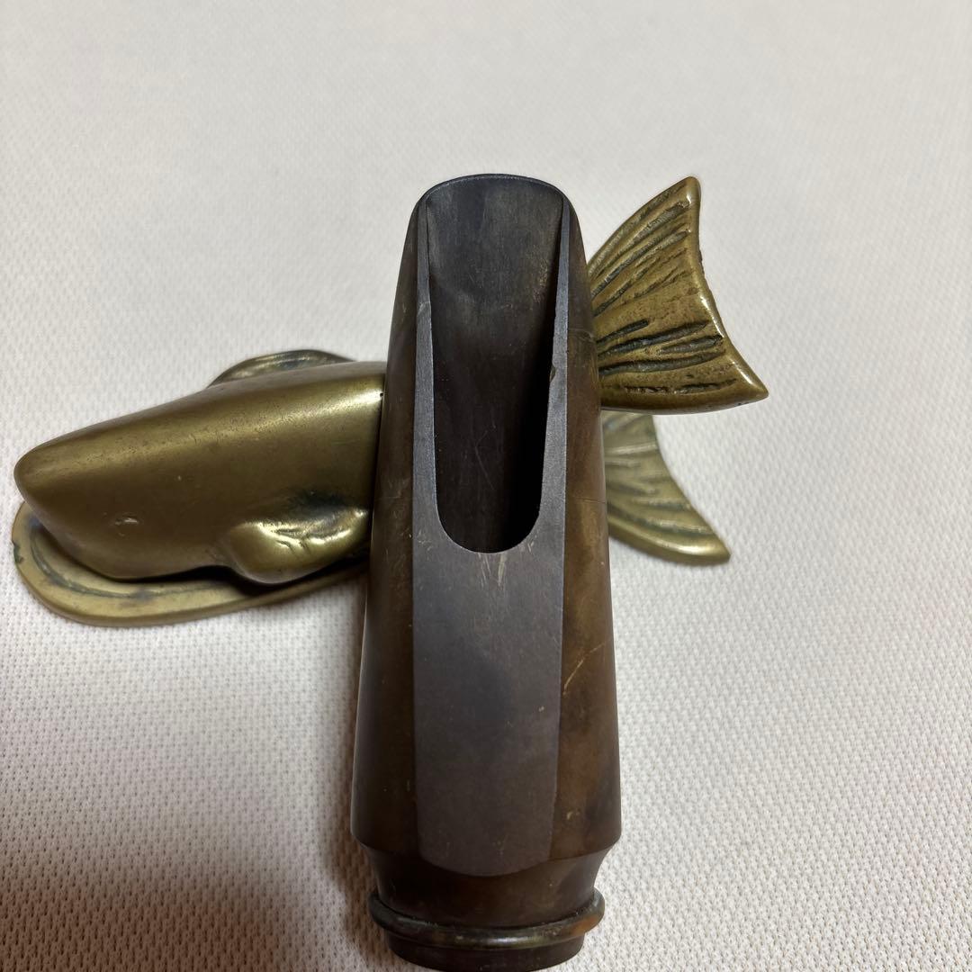 アルト・サックス用マウスピース とキャップ