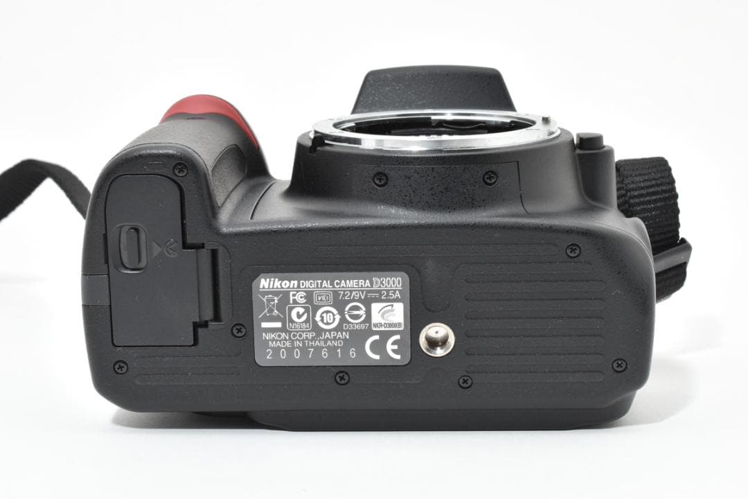 ☆撮影枚数957枚・超美品☆Nikon ニコン D3000 ボディ #20716 カメラ