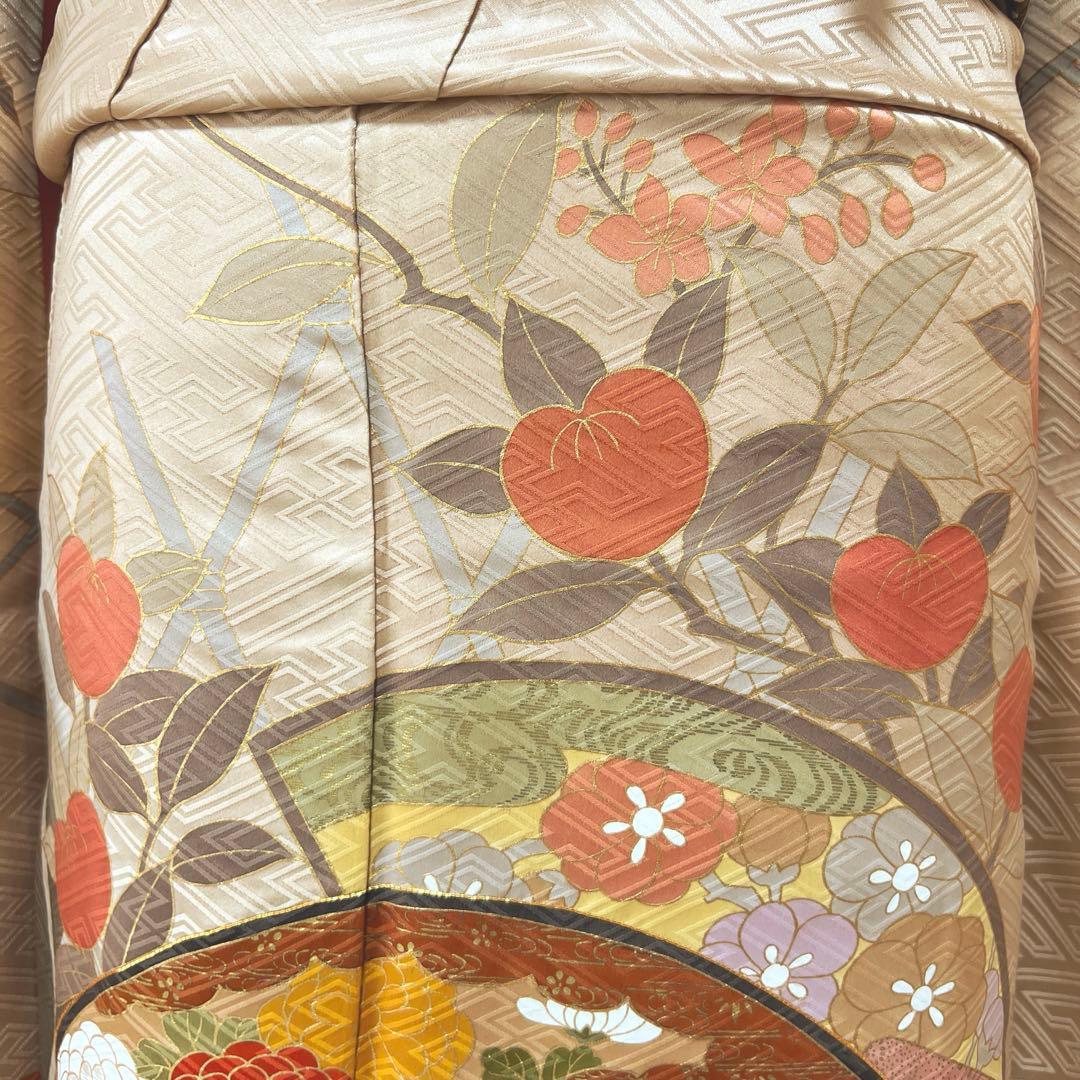 370 振袖フルセット 正絹 ベージュ 茶 金彩 駒刺繍 暈し染め アース