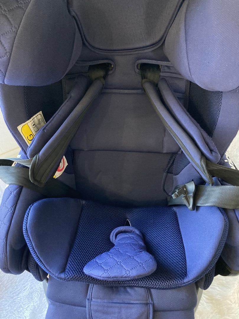 美品 Aprica フラディアプレミアムチャイルドシート isofix ネイビー