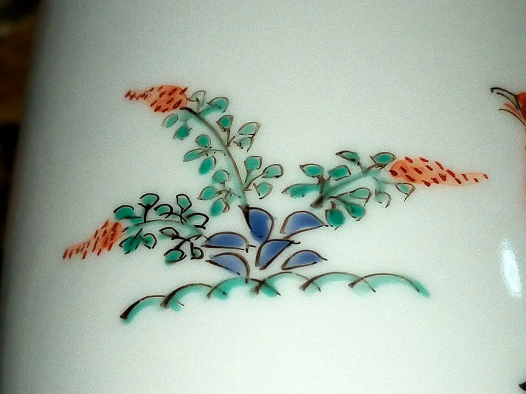 ♥値下げ！未使用　人間国宝　十四代　酒井田柿右衛門　一輪挿し　共箱付　花瓶　花器