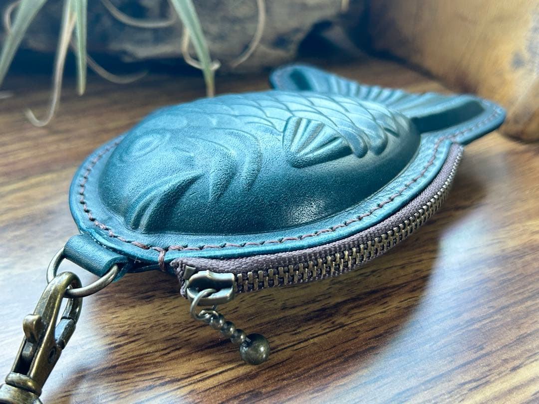 【組合せ自由３個セット】本革たい焼き型ミニポーチ｜遊び心ある小物・小銭入れ