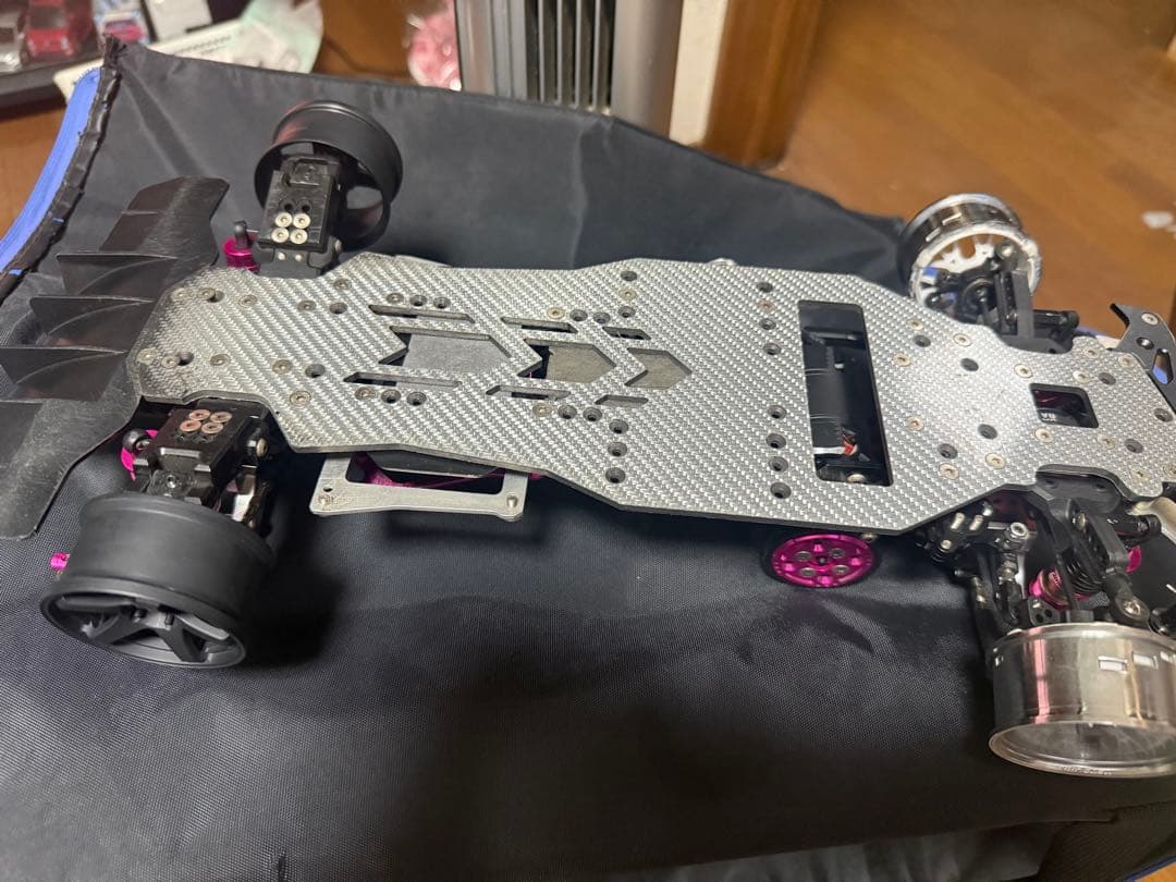 ラジコン　シャーシ　　ドリフト　　SANWA