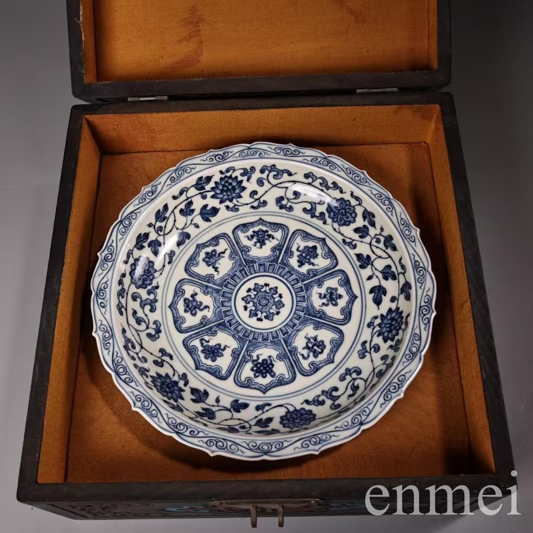 中国古美術・旧蔵磁器・吉祥八宝青花磁器皿・純手描き・文房具・置物・