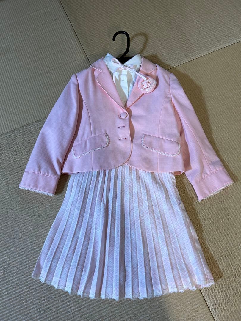 着1 ベイビーチアー エプロンドレス風チュニックとレギンス