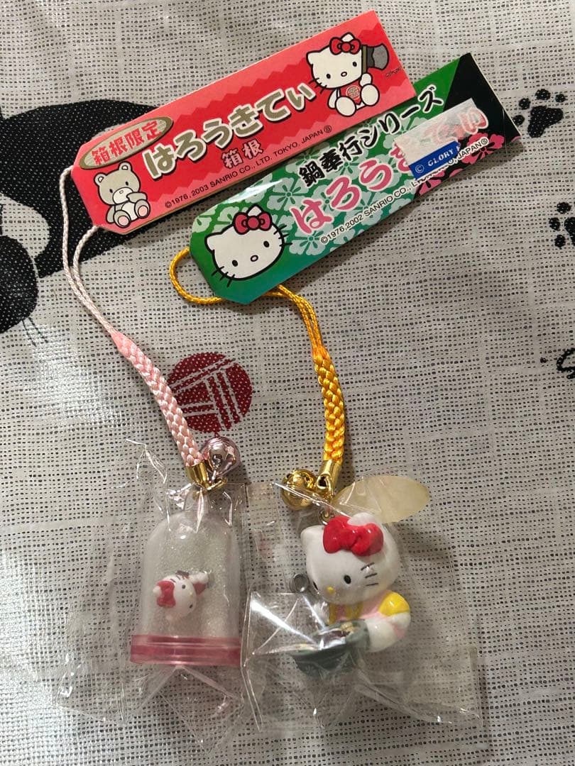 ご当地キティ根付け