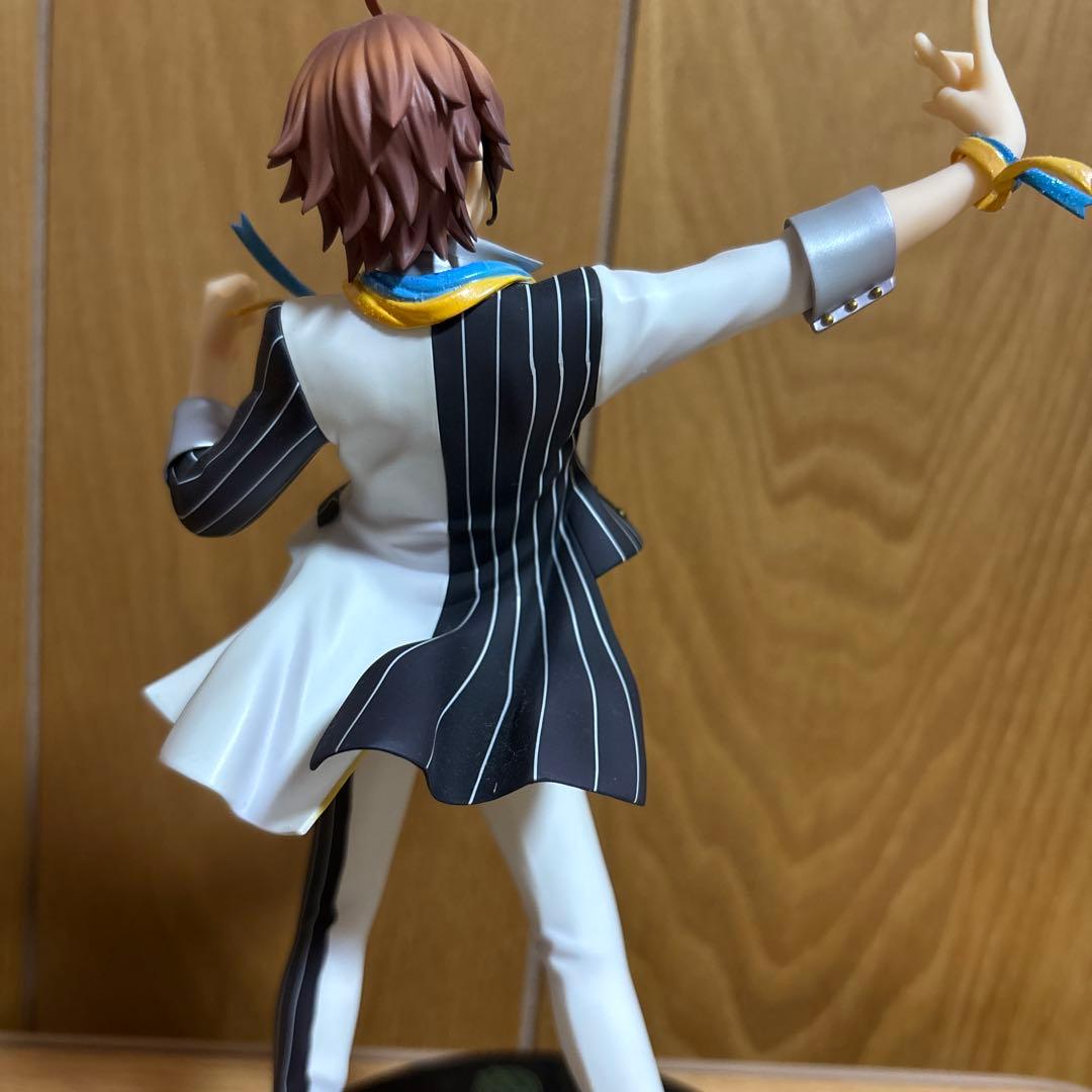 開封済】天ヶ瀬冬馬 1/8スケールフィギュア-公式 通販オンラインショップ