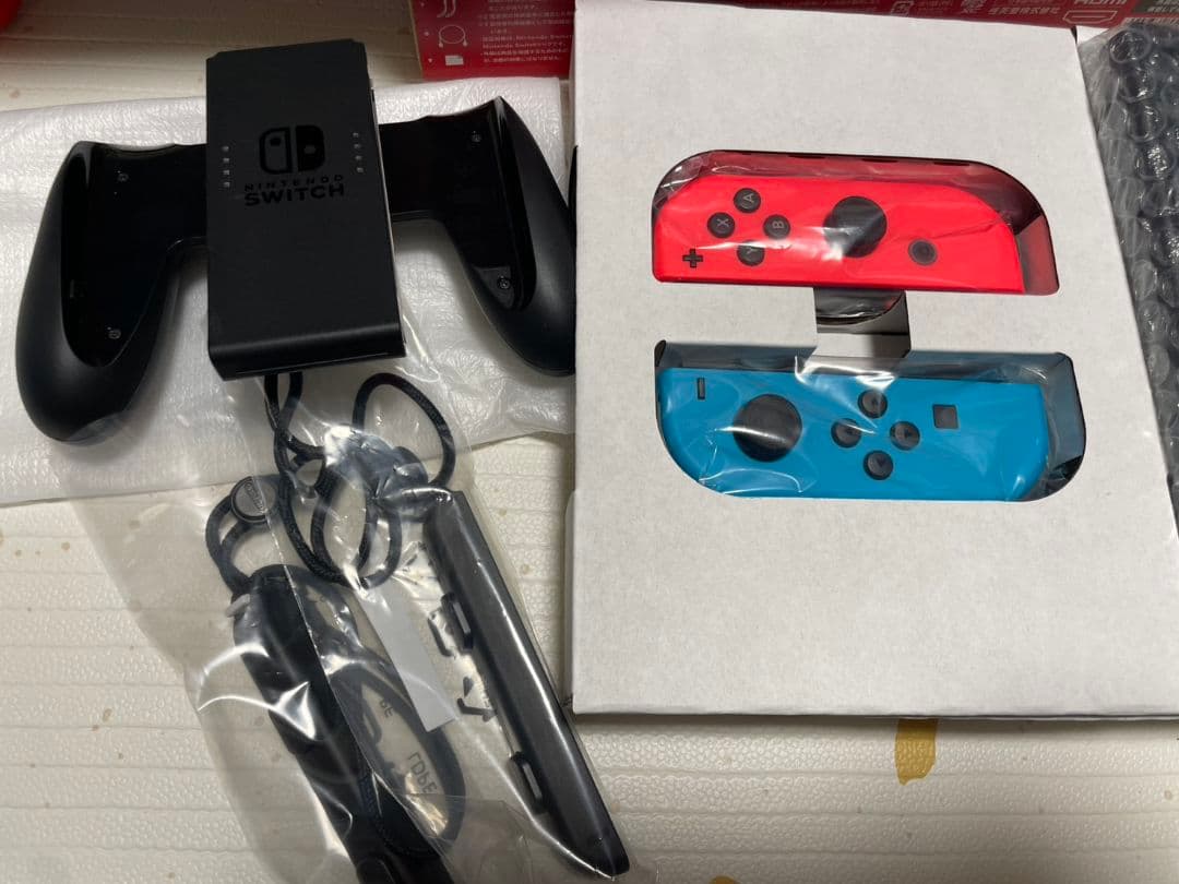 【美品】Nintendo Switch 本体 HAD-S-KABAH