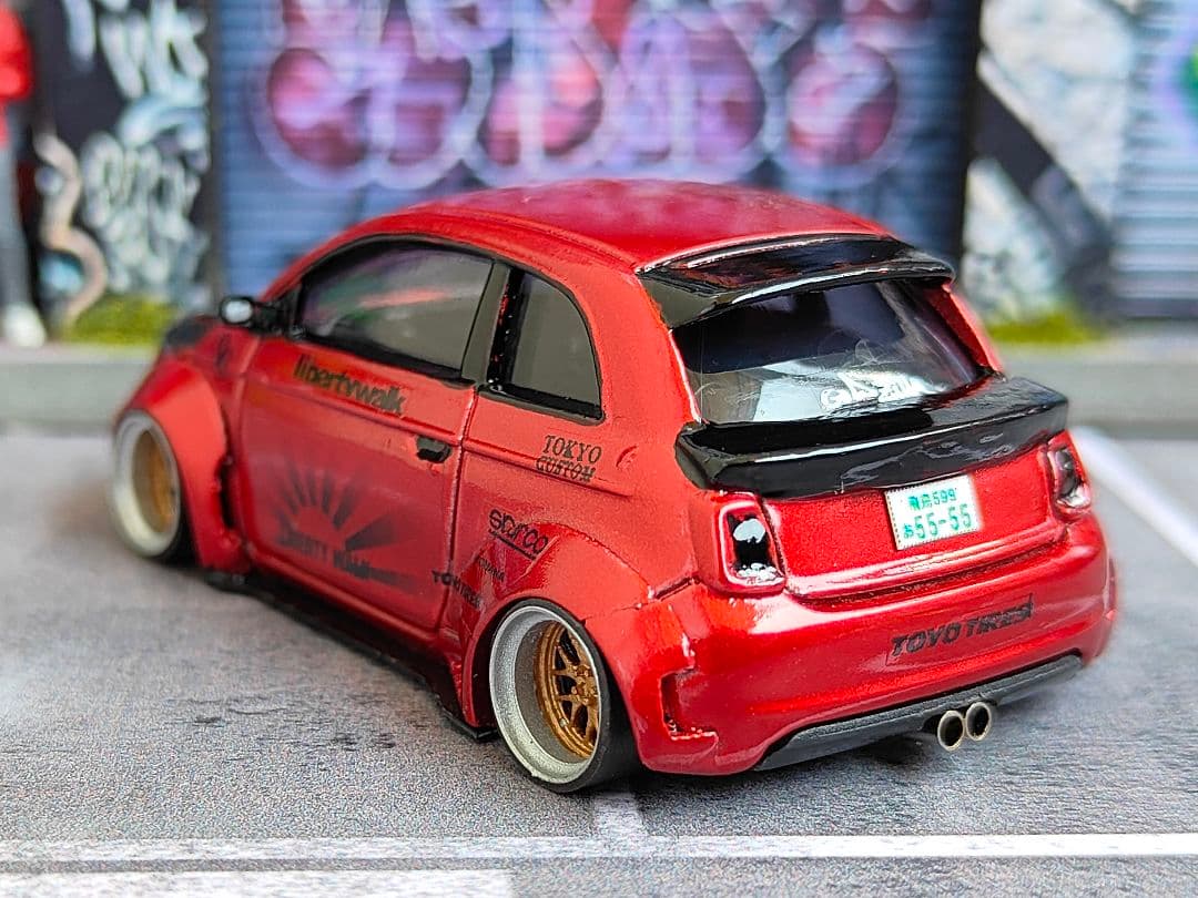 トミカ改造 フィアット オーバーフェンダー 赤 LB 深リムホットウィール