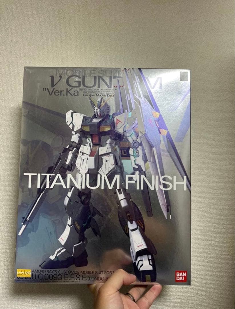 MG 1/100 νガンダム Ver.Ka チタニウムフィニッシュ - メルカリ