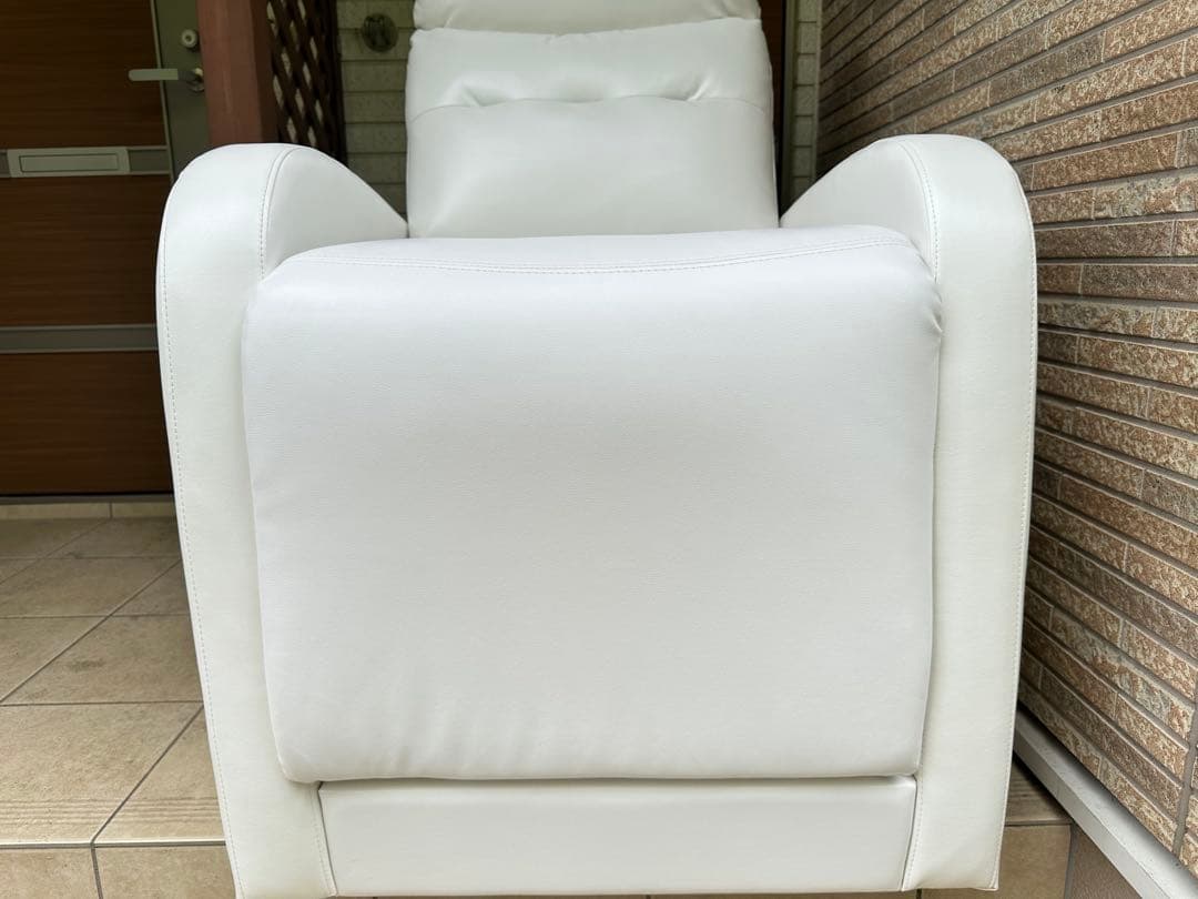 電動ラウンジチェア SHIFFON（シフォン）ホワイトの通販・卸売り