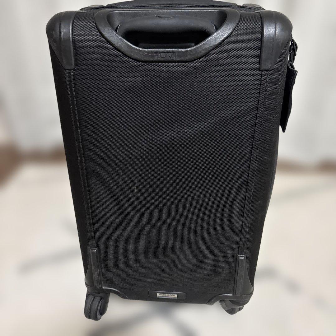 TUMI 22060 ALPHA2・4ウィール・キャリースーツケース ブラック