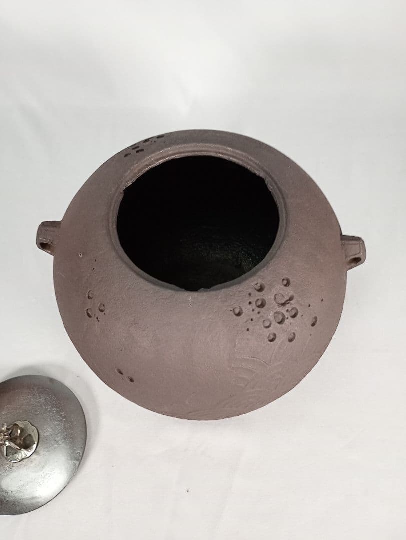 茶道具】青海波紋様姥口丸釜 南鐐摘み 亀甲鐶付 茶釜 釜368