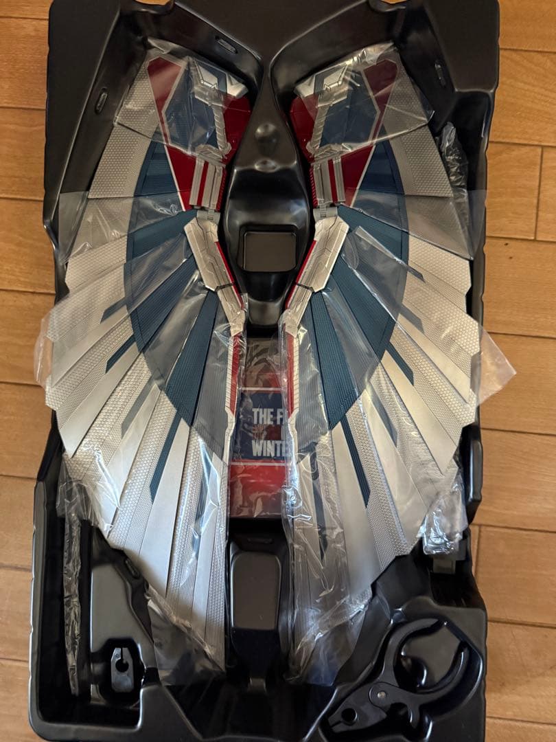 チ*ス様 ホットトイズ『ファルコン＆ウィンター・ソルジャー