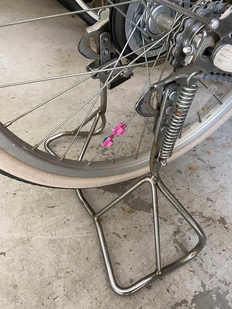 ブリヂストン　ワイルドベリー　白　20インチ　名古屋直接引取前提　子供　ジュニア