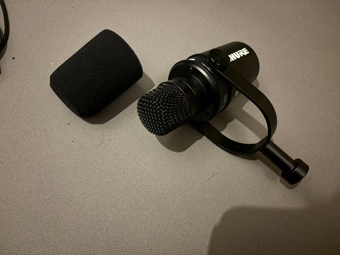 SHURE MV7+ ダイナミックマイク