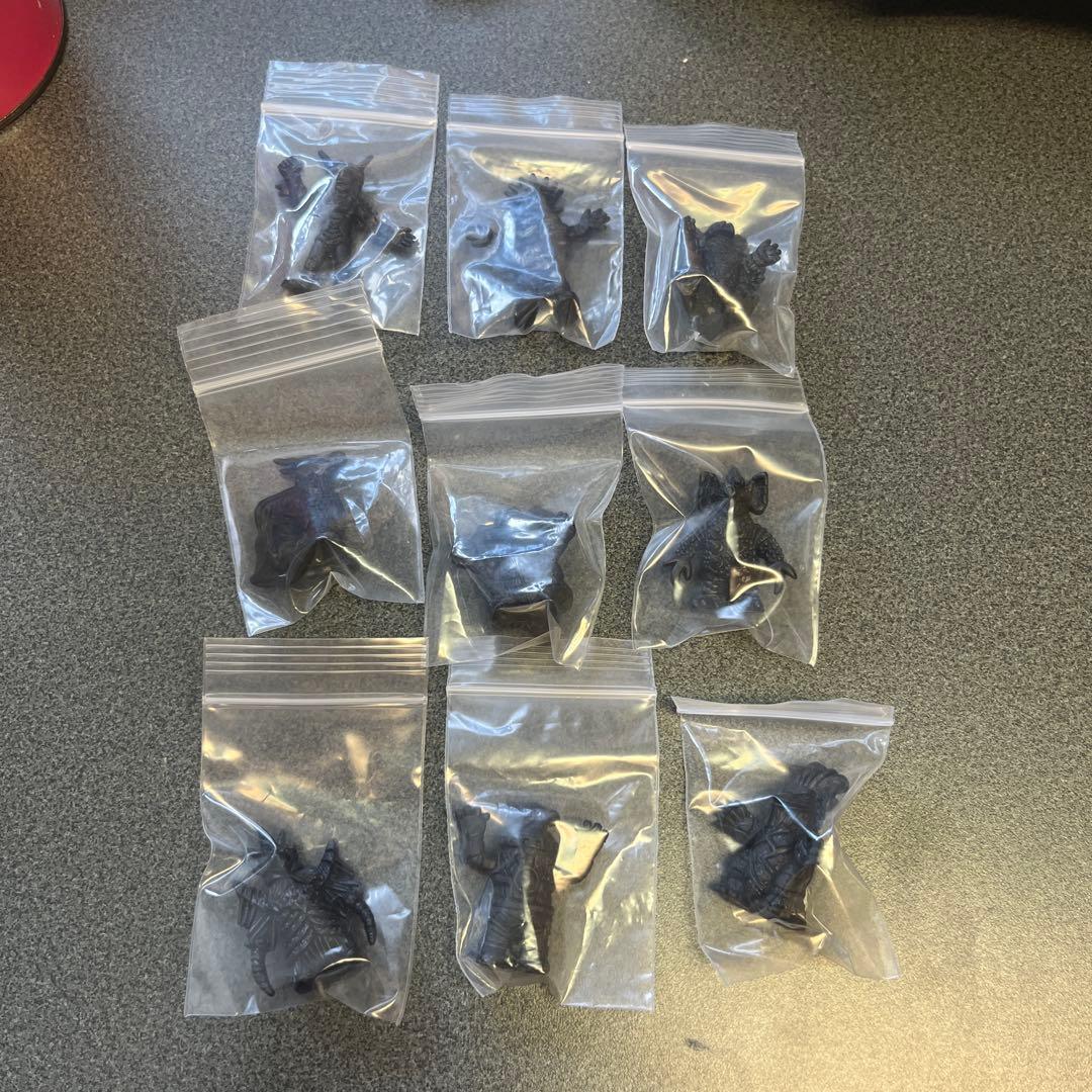 ウルトラマン怪獣消しゴムレア物黄、桃、黒。バラ売りok‼️