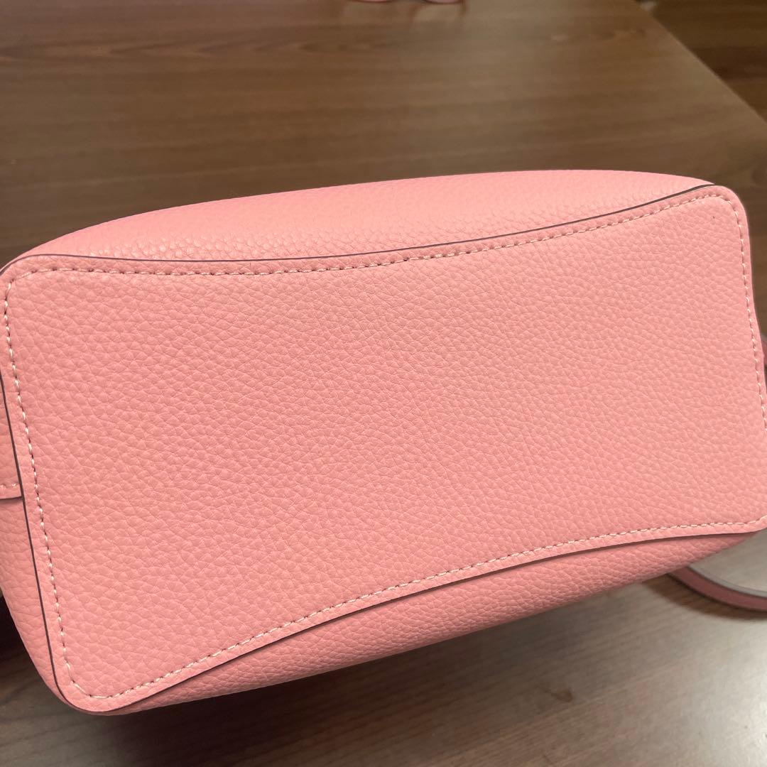 【新品未使用】coach スモール タウン バケット バッグ