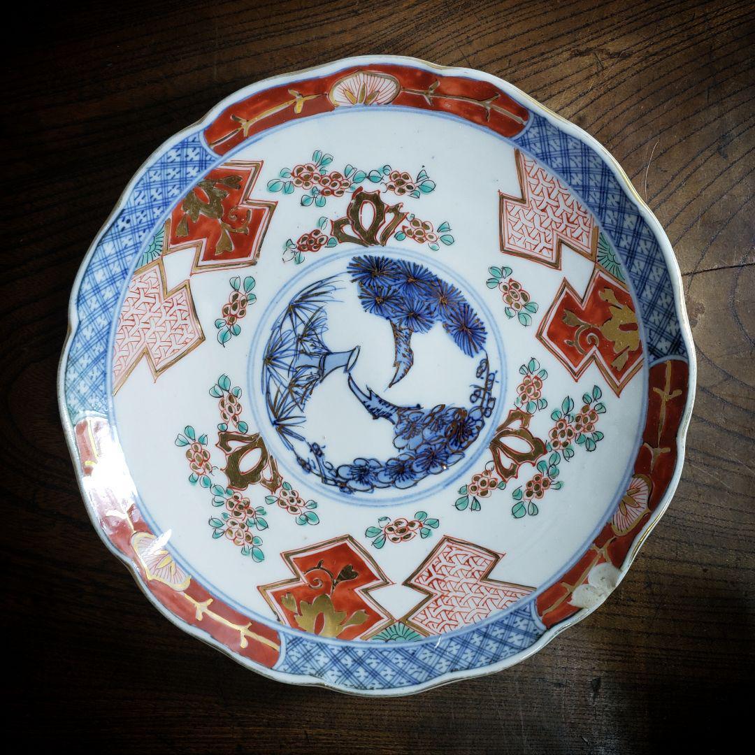 皿 古伊万里 明治 大正 色絵付 金彩 松竹梅 梅 花唐草 訳あり 欠け 皿 古伊万里 明治 大正 色絵付 金彩 松竹梅 梅 花唐草 訳あり 欠け