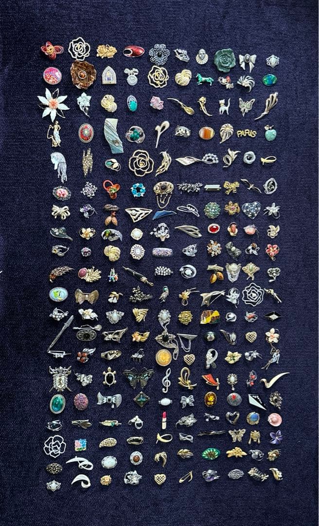 vintage】ブローチ 200点 大量 まとめ売り