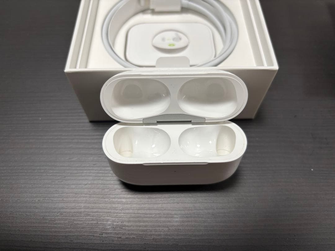 ✨クリーニング済】【付属品未開封】AirPods Pro 第2世代 美品の通販は