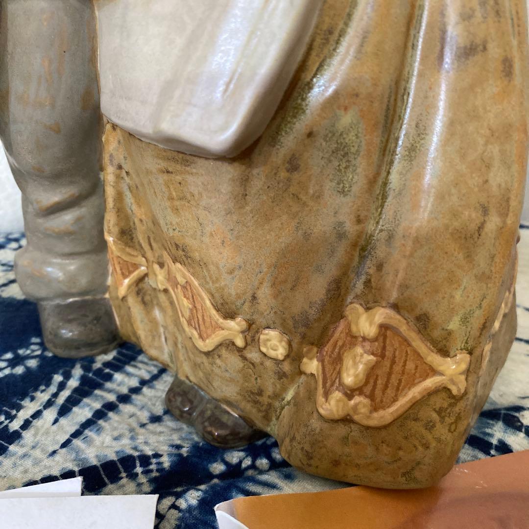 リヤドロ　陶器人形　フィギュリン