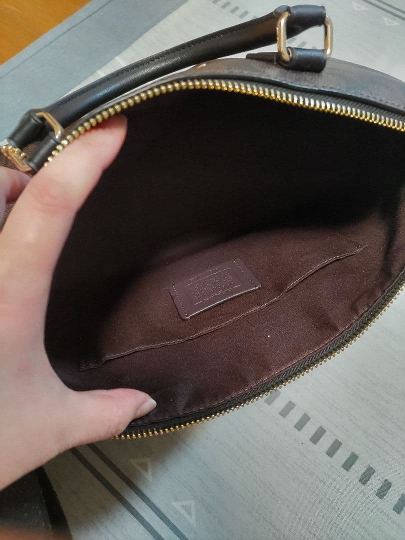 本日削除COACH ショルダーバッグ ダークブラウン