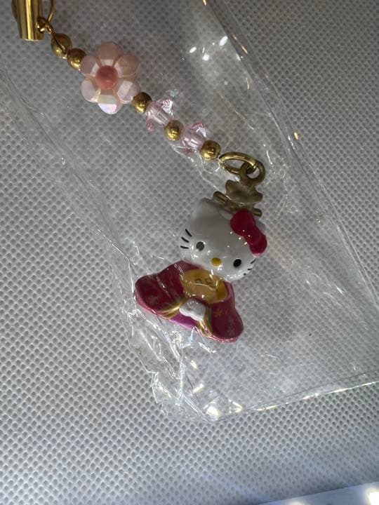 ❤️日本限定❤️超希少品❤️新品未使用❤️ハローキティスズマスコットペアストラップ