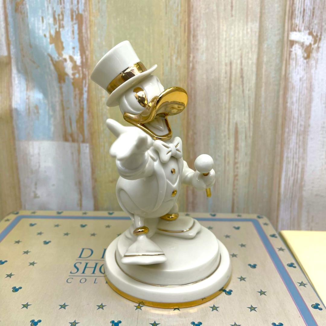ドナルドダック Donald Duck タキシード ドレスコード フィギュア