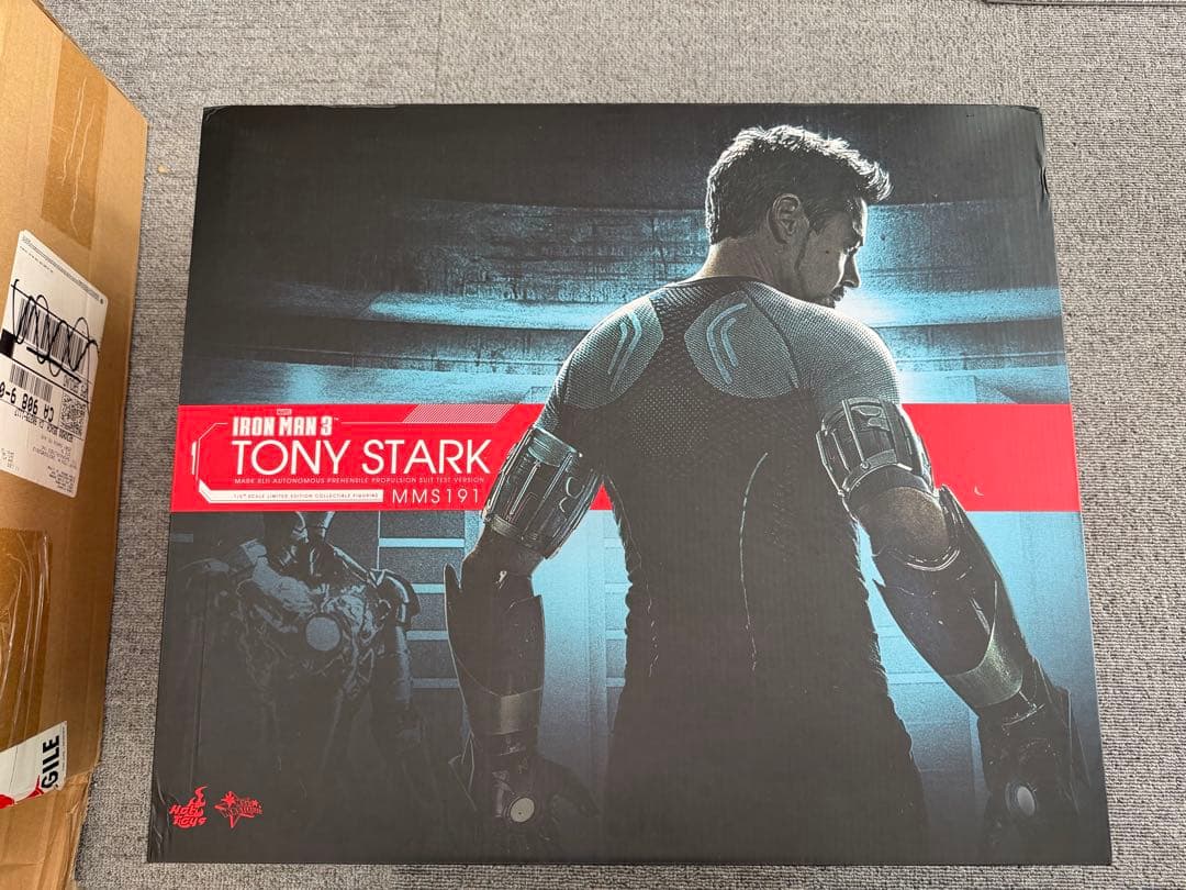 Hot Toys Tony Stark MMS191 フィギュア Hot Toys Mms191 1/6 Iron Man 3 Tony Stark Workshop Armor Testing