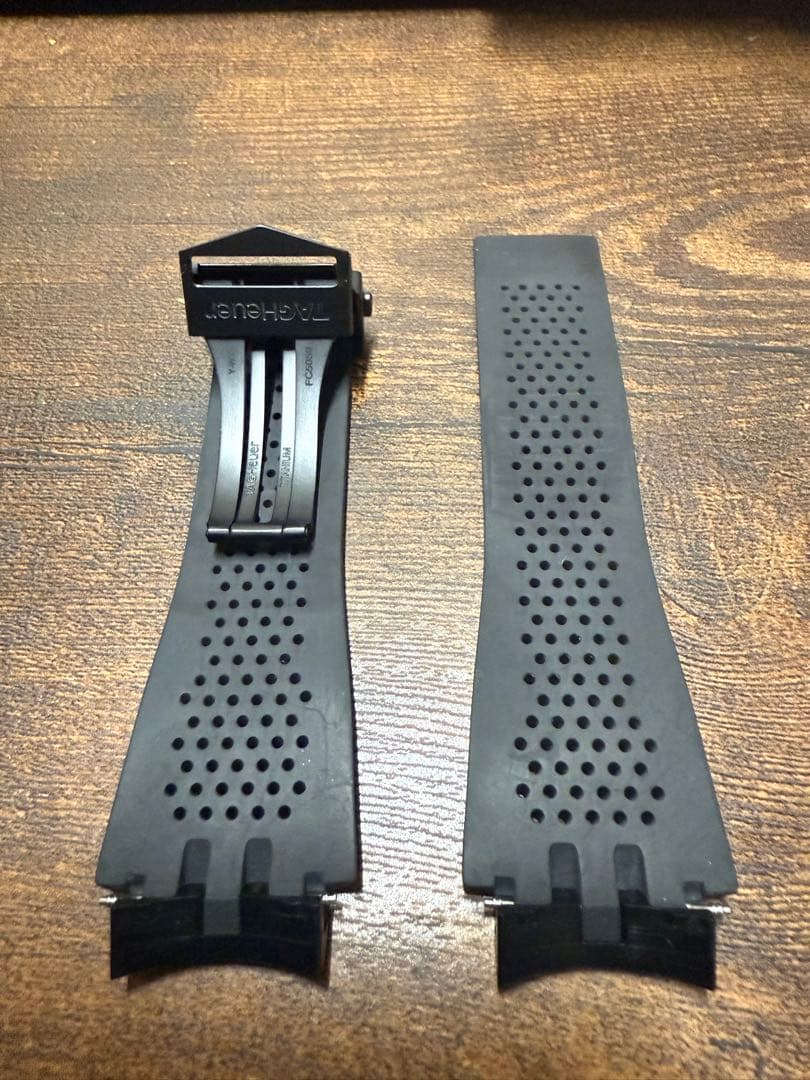 TAGHeuerタグホイヤー カレラキャリバー 01純正ラバーベルト