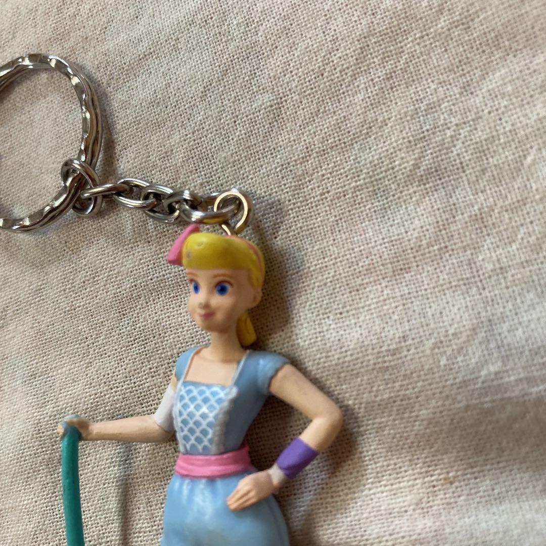 キーホルダー　ボービープ　トイストーリー4 美人　可愛い