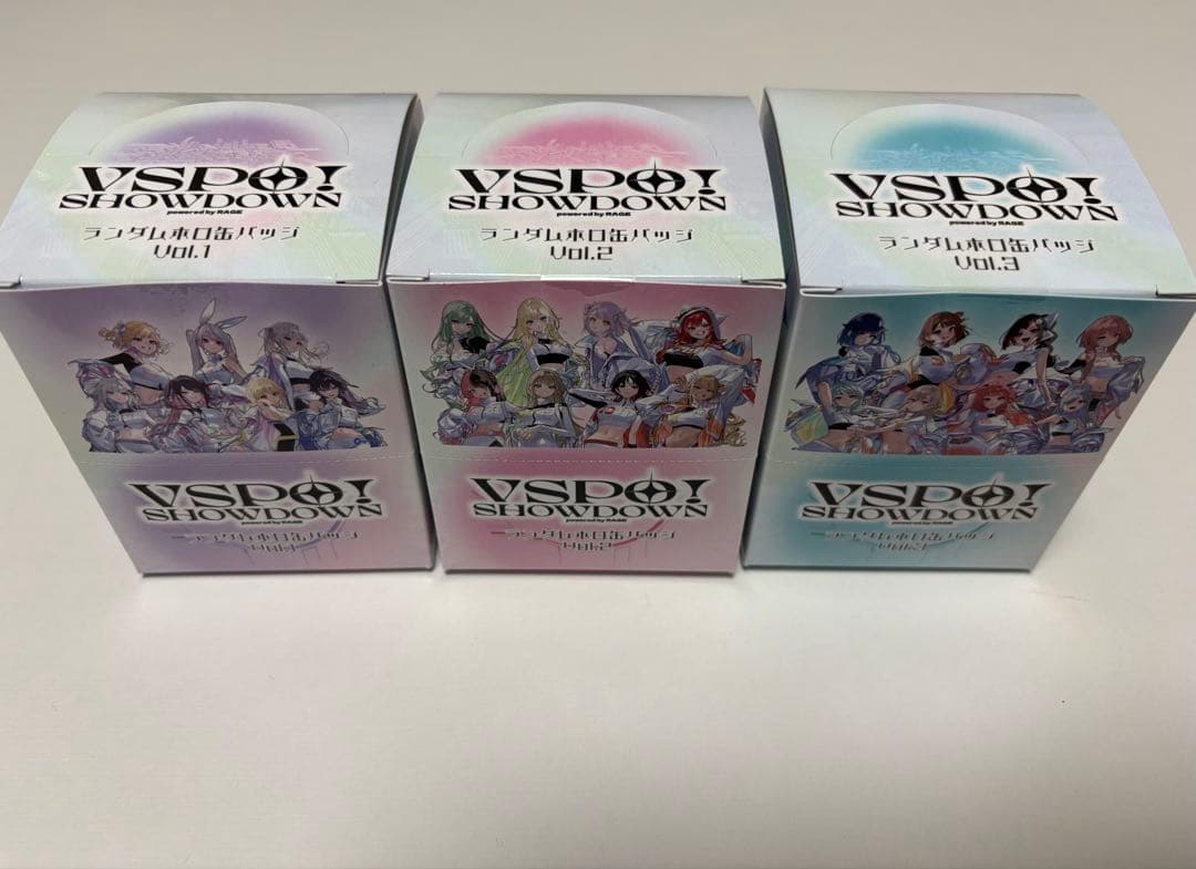 ぶいすぽっ！SHOWDOWN ホログラム缶バッジ コンプリートBOX全種 - メルカリ