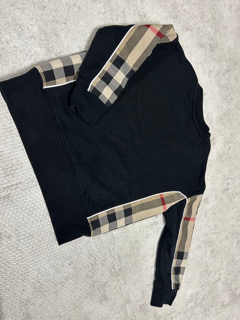 BURBERRY ブラック トレーナー チェック袖　バーバリーキッズ