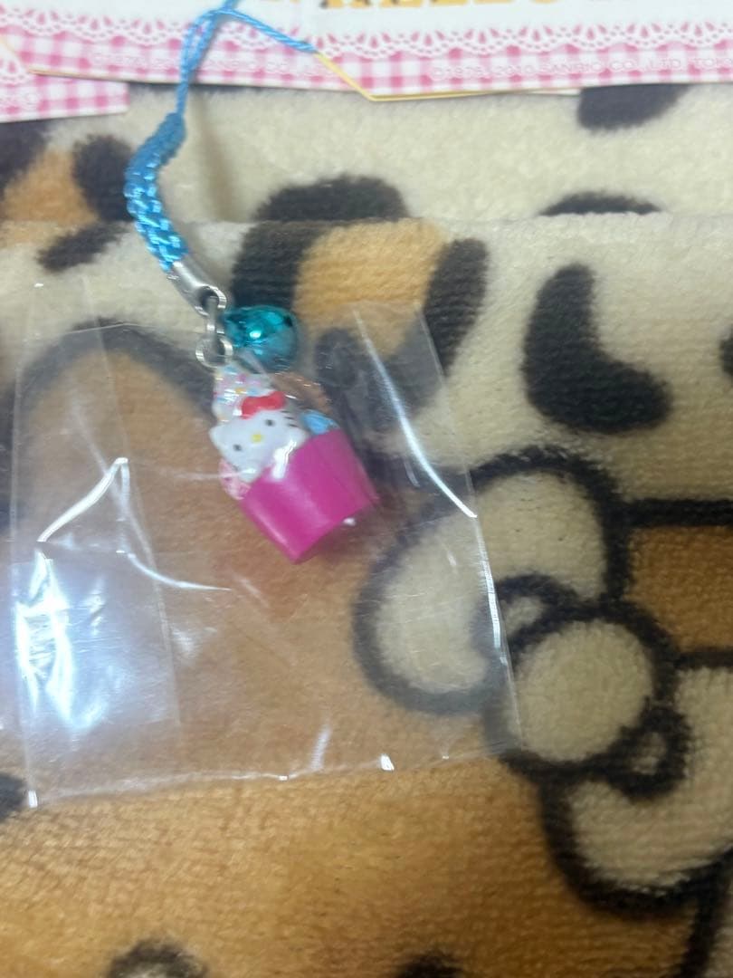 チ*王様 【激レア】ご当地キティ オリジナルストラップ　スイーツ