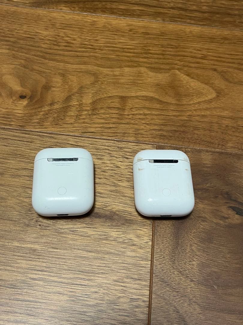 AirPods本体と充電ケース(ジャンク品) AirPods Pro 第一世代 一応