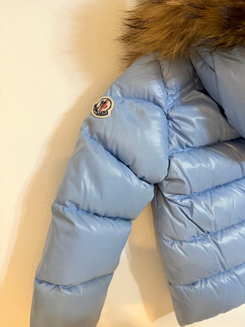 【美品】モンクレール　ファー付きダウン2Y (90-100cm)ライトブルー