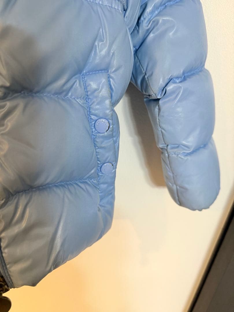 【美品】モンクレール　ファー付きダウン2Y (90-100cm)ライトブルー