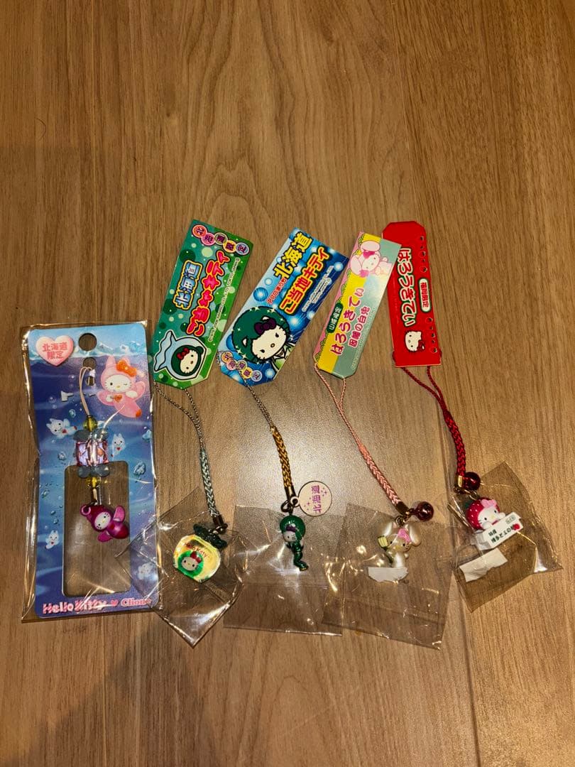 ご当地キティ46個まとめ売り 根付け ストラップ キーホルダー レア