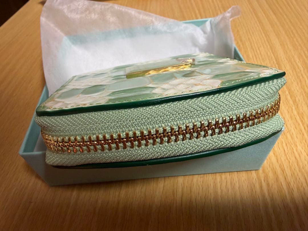 あすやすママさん専用　ハースケジュール　二つ折り財布 ミントグリーン