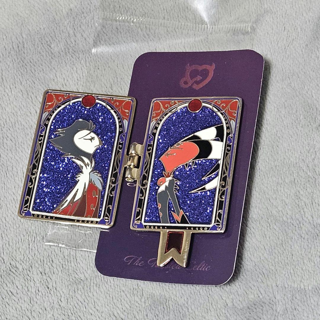 新品未開封】ヘルヴァボス ブリッツ ストラス ブック型ピンバッジ