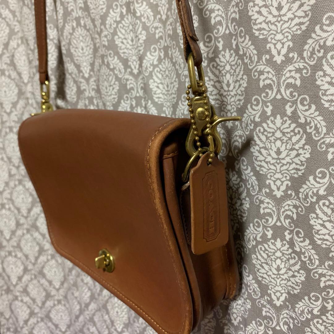 オールドコーチ　レザーショルダーバッグ