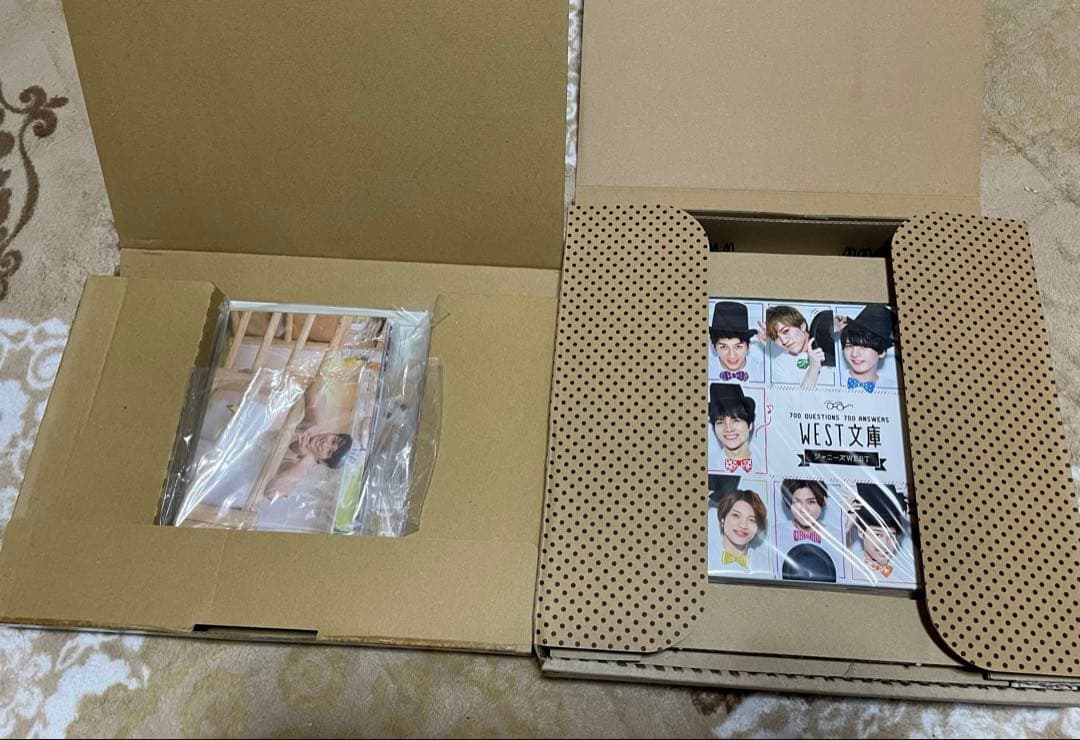 画像1〜3まで全部セット☆WEST.グッズ大量まとめ売り - メルカリ