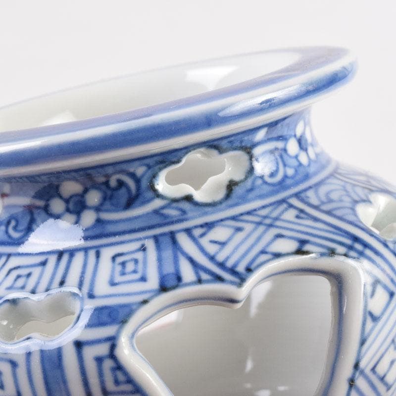 茶道具　京焼　平安昭阿弥造　染付　花草文　蓋置　共箱　V　8421