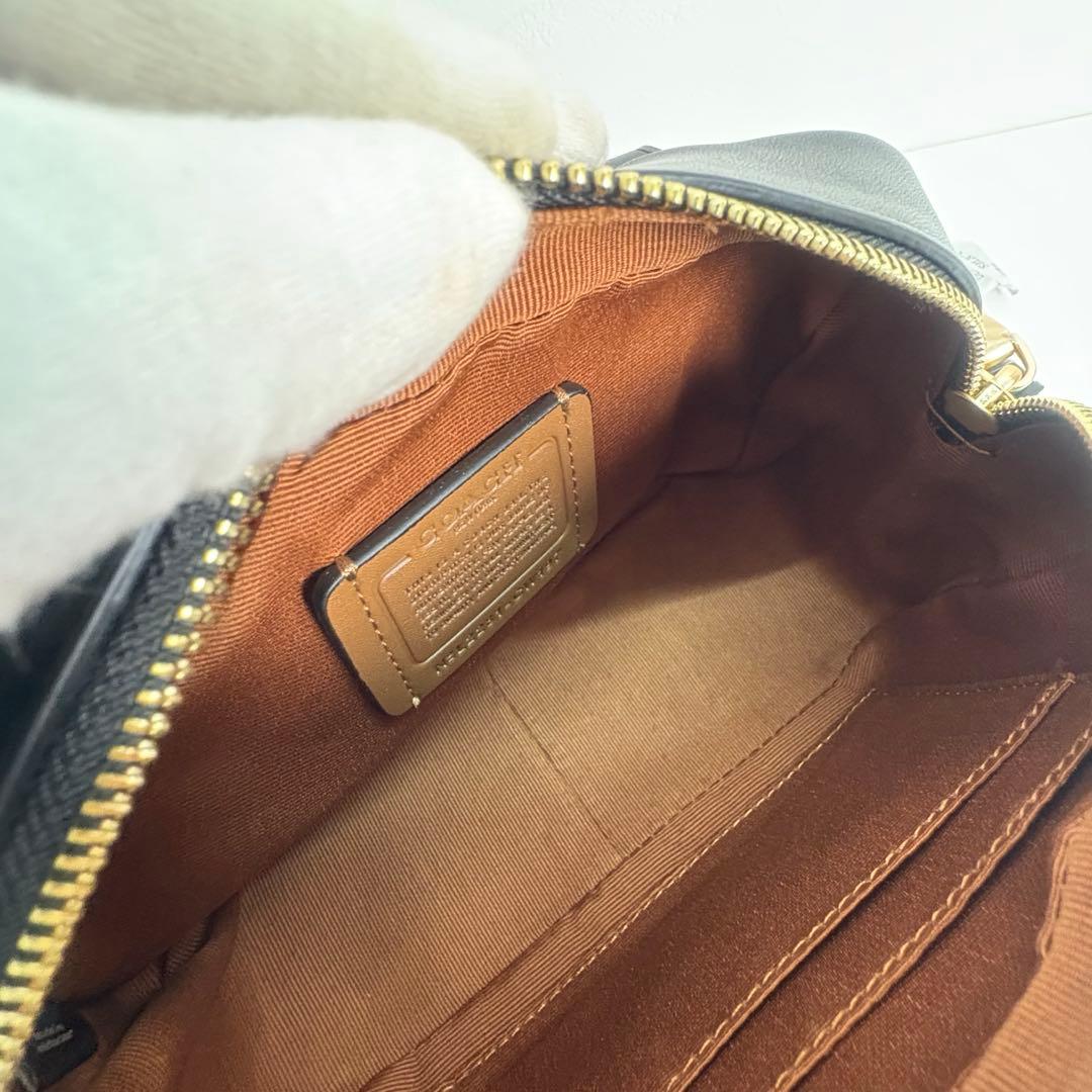 【COACH】 タグ有り サッチェル クロスボディ バッグ シグネチャー