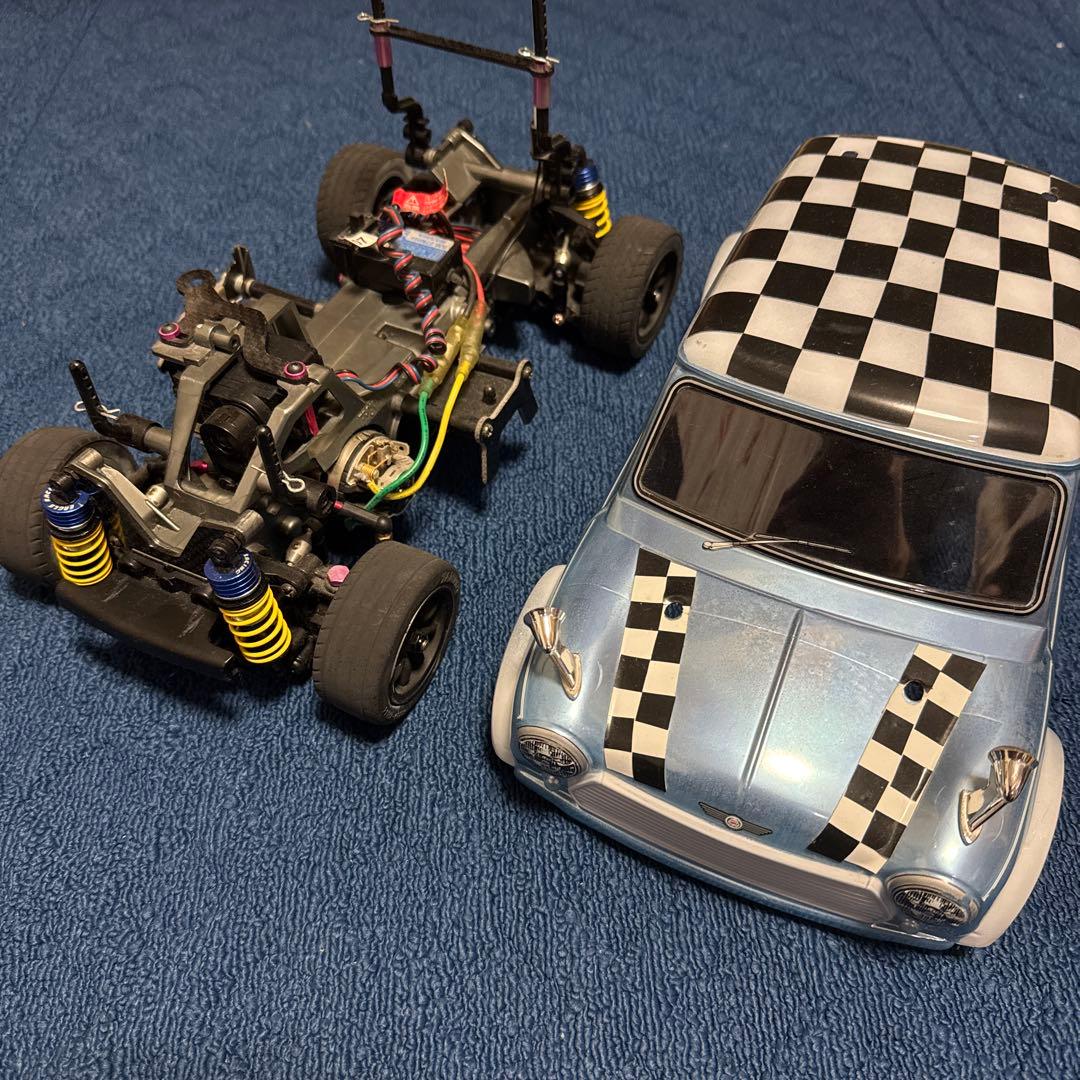 タミヤ　RCカー 1/10 ローバー ミニクーパー