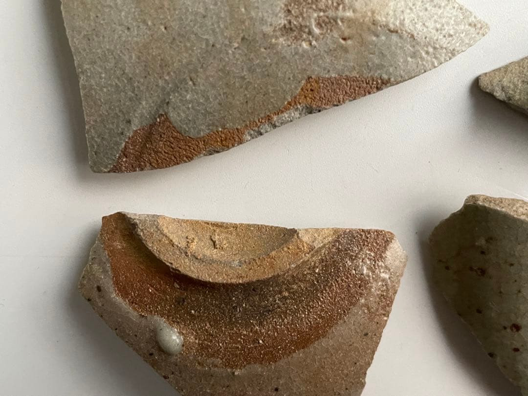 骨董　アンティーク　古唐津　絵唐津　陶片　残欠　桃山　古陶磁　出土　発掘　箸置き